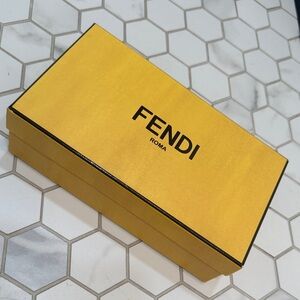 Fendi Gold/-Yellow Gift Box